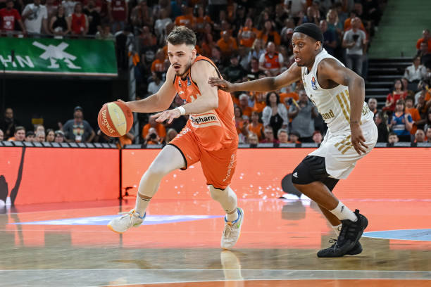 伊拉克队员 伊拉克队员